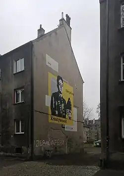 Mural na budynku przy ul. Buchenwaldczyków 20A (2022)