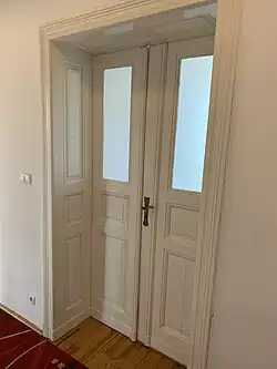 Zabytkowe drzwi dwuskrzydłowe wewnętrzne