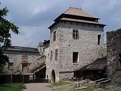 Dziedziniec 2