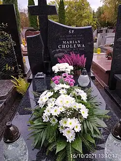 Grób profesora Mariana Cholewy na Cmentarzu Wojskowym na Powąskach