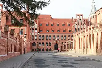 Klasztor Sióstr Miłosierdzia z kościołem św. Jana